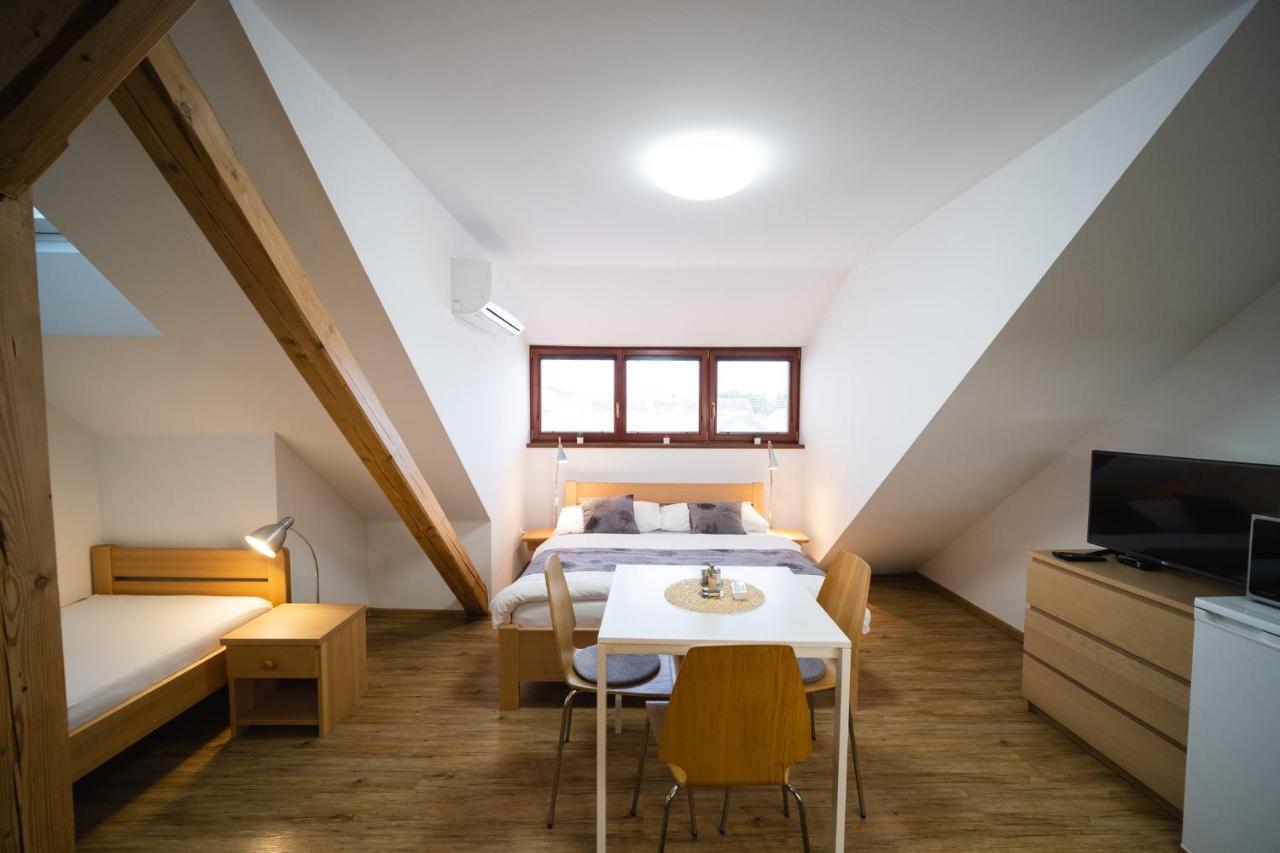 Apartmany 21 Třeboň מראה חיצוני תמונה
