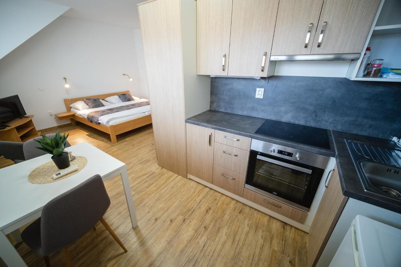 Apartmany 21 Třeboň מראה חיצוני תמונה