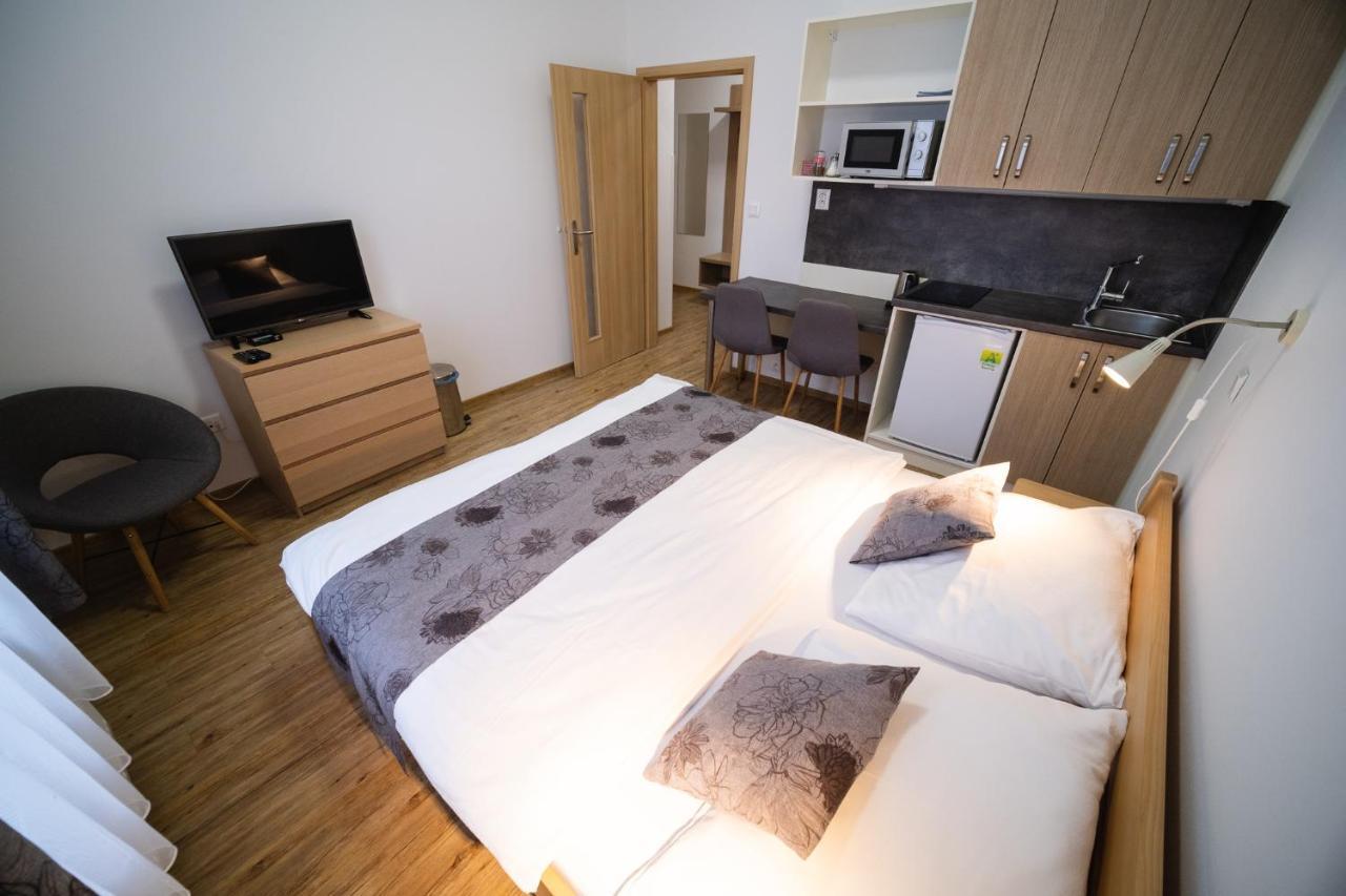 Apartmany 21 Třeboň מראה חיצוני תמונה