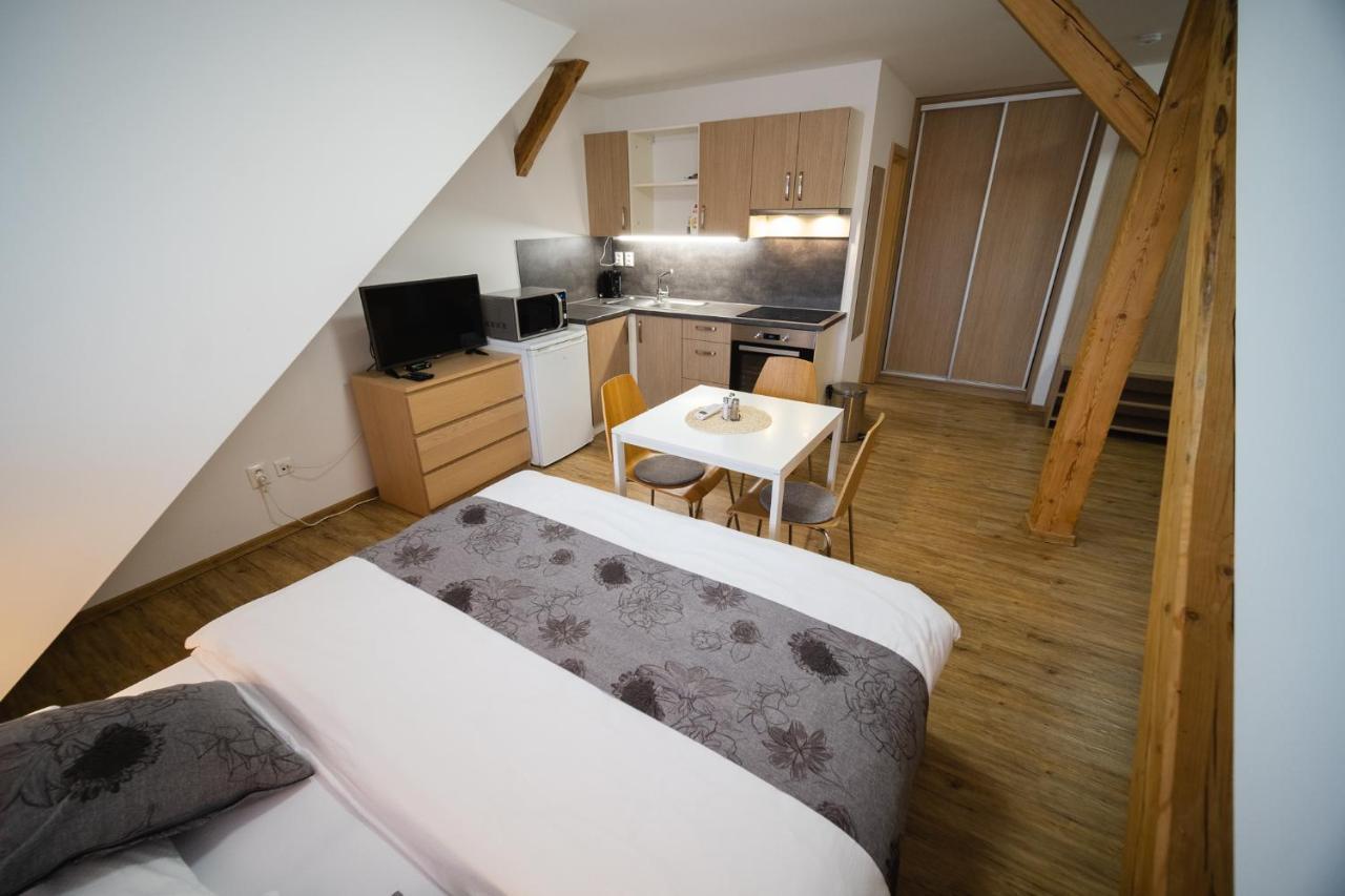 Apartmany 21 Třeboň מראה חיצוני תמונה